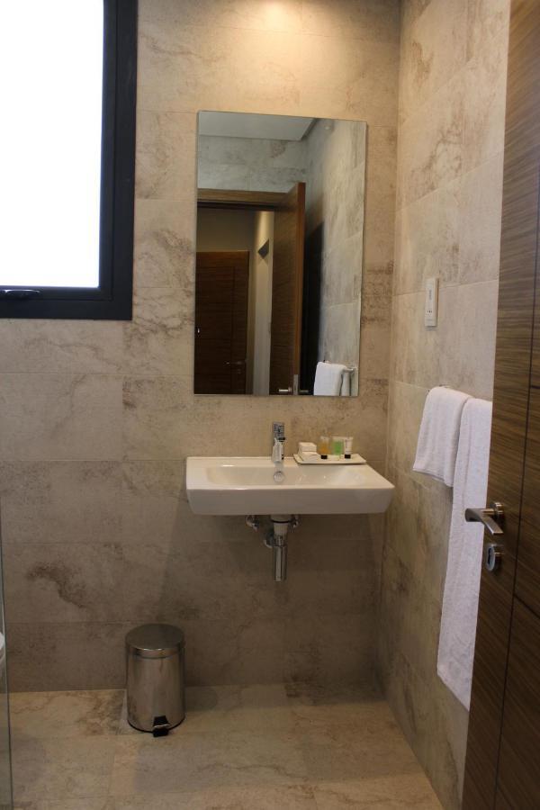 Seino Suites Manama Ngoại thất bức ảnh
