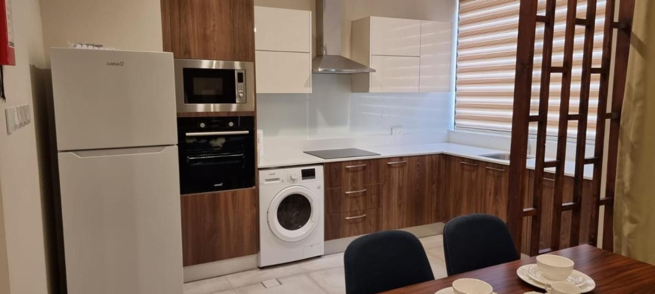 Seino Suites Manama Ngoại thất bức ảnh