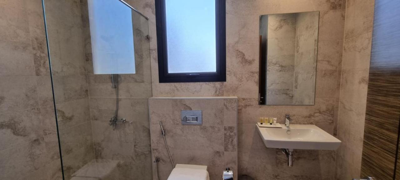 Seino Suites Manama Ngoại thất bức ảnh