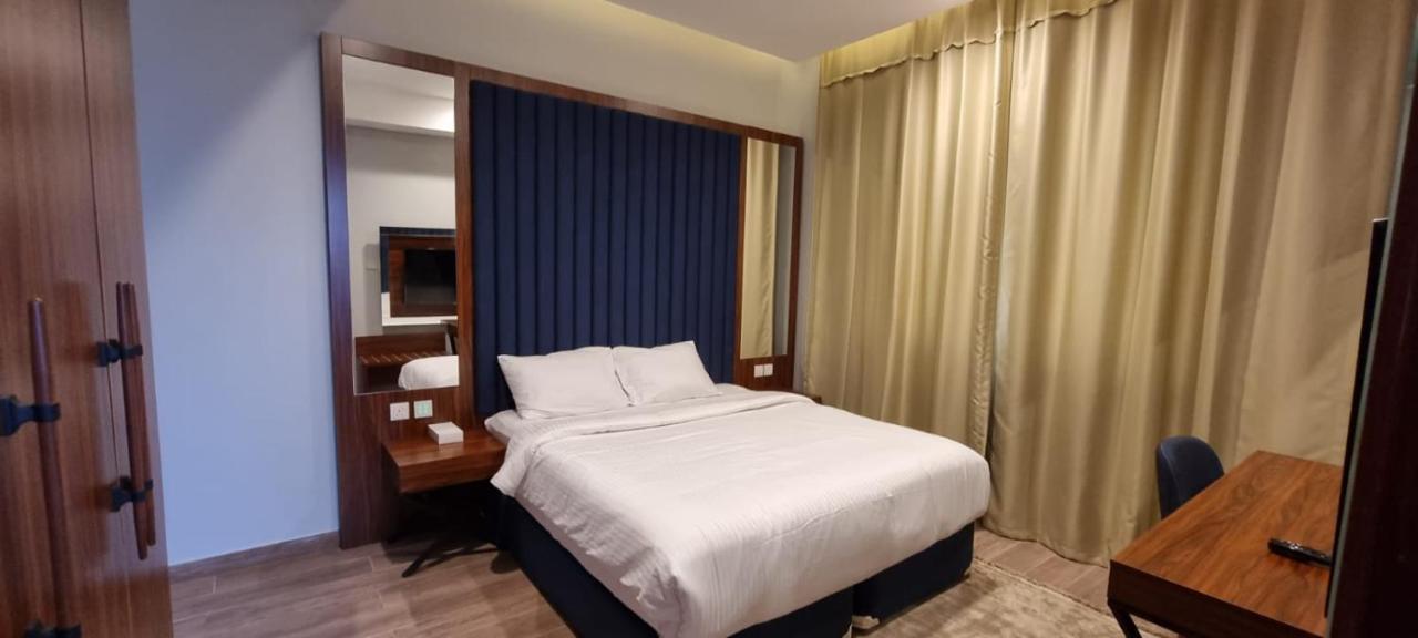 Seino Suites Manama Ngoại thất bức ảnh